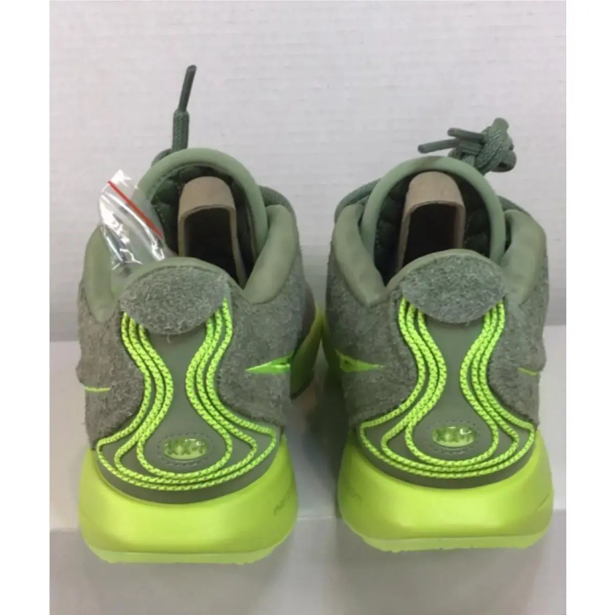 Nike shoes - Nike LeBron Witness - LeBron Witness - FV2345-302 - Oil Green/Volt-Volt 13