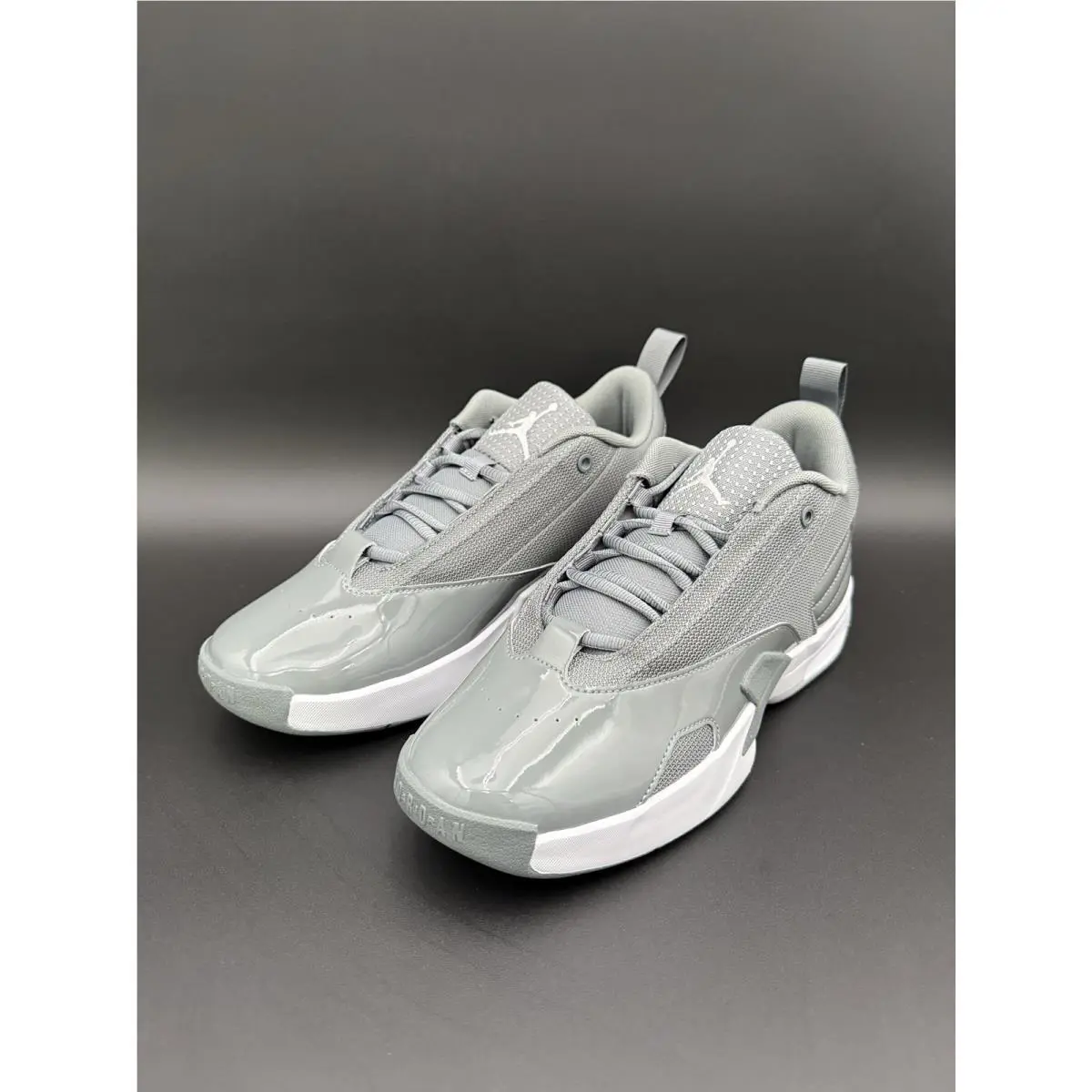 Nike shoes - Air Jordan Max Aura - Air Max Aura - FQ8298 002 - Gray 19