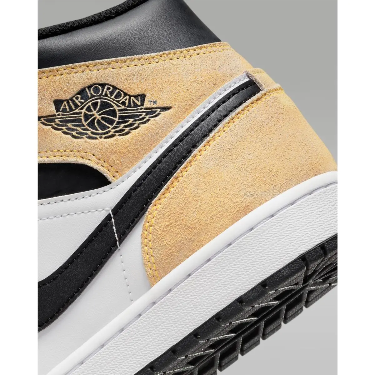 Nike shoes - Nike Air Jordan 1 - Air - DX4332-800 - Magic Ember/White/Black/Sundial 4