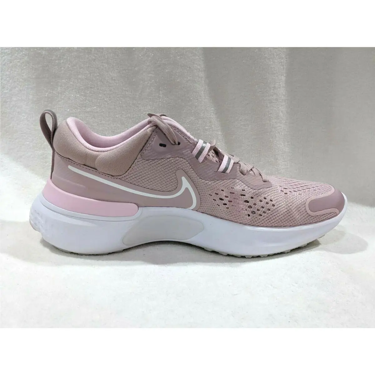 Nike shoes - Nike React Miler 2 - React Miler - CW7136-500 - Plum Chalk/White/Pink 6