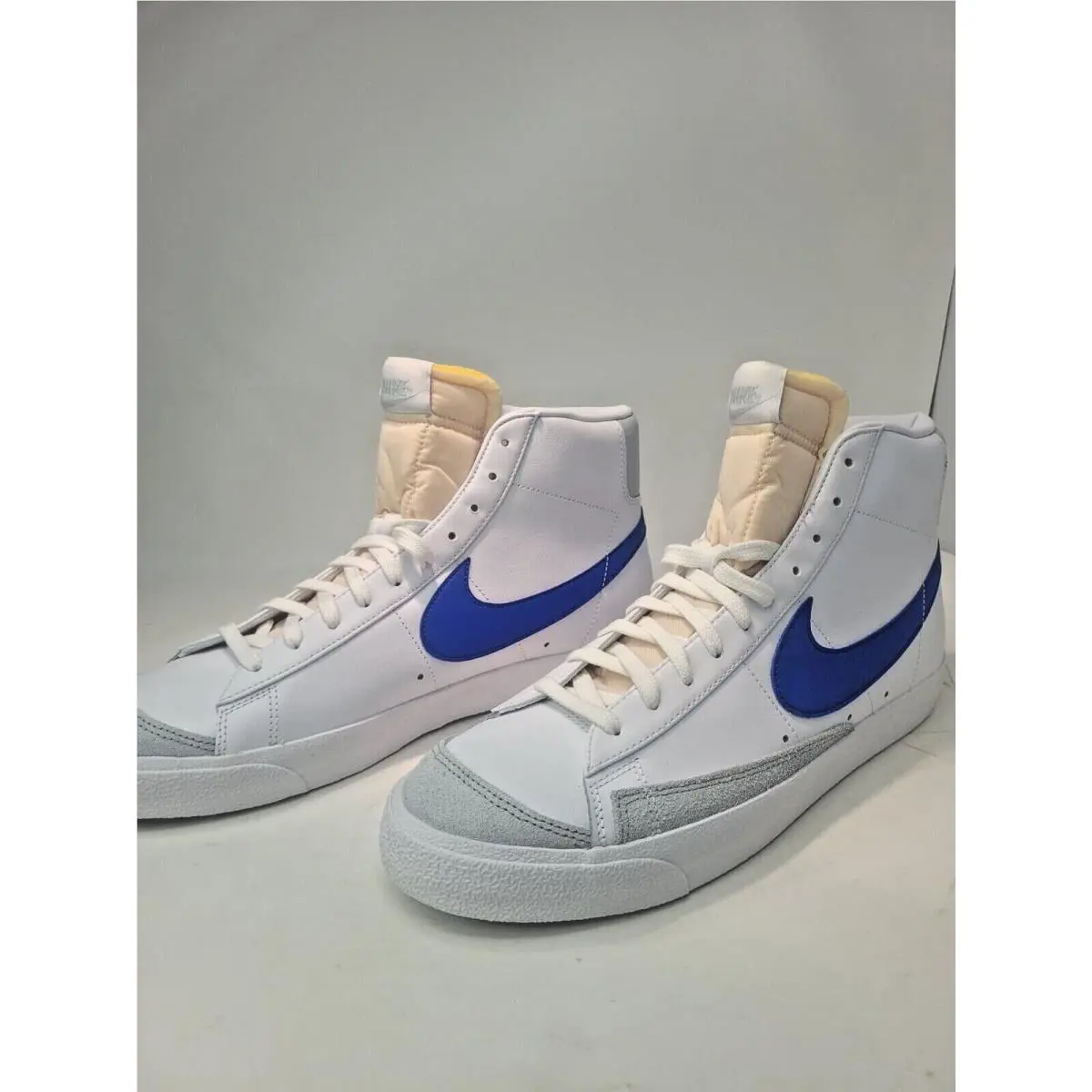 Nike shoes - Nike Blazer - Blazer - BQ6806-124 - White 0