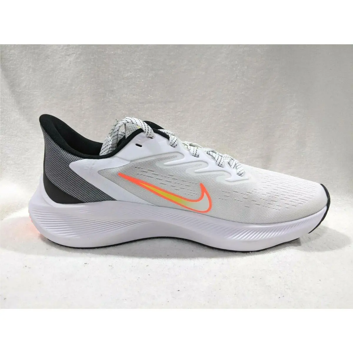 Nike shoes - Nike Zoom Winflo 7 - Zoom Winflo - CJ0302-107 - White/Mango/Sail 16
