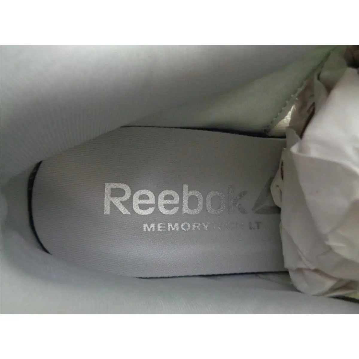 Reebok shoes - White (UPC: 191031339334) 9