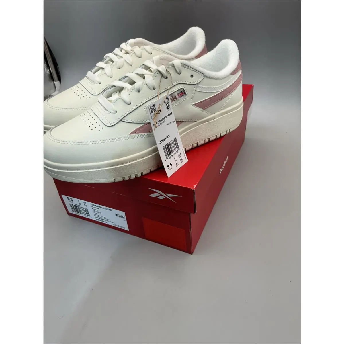Reebok shoes - Chalk (UPC: 0195739737621) 0
