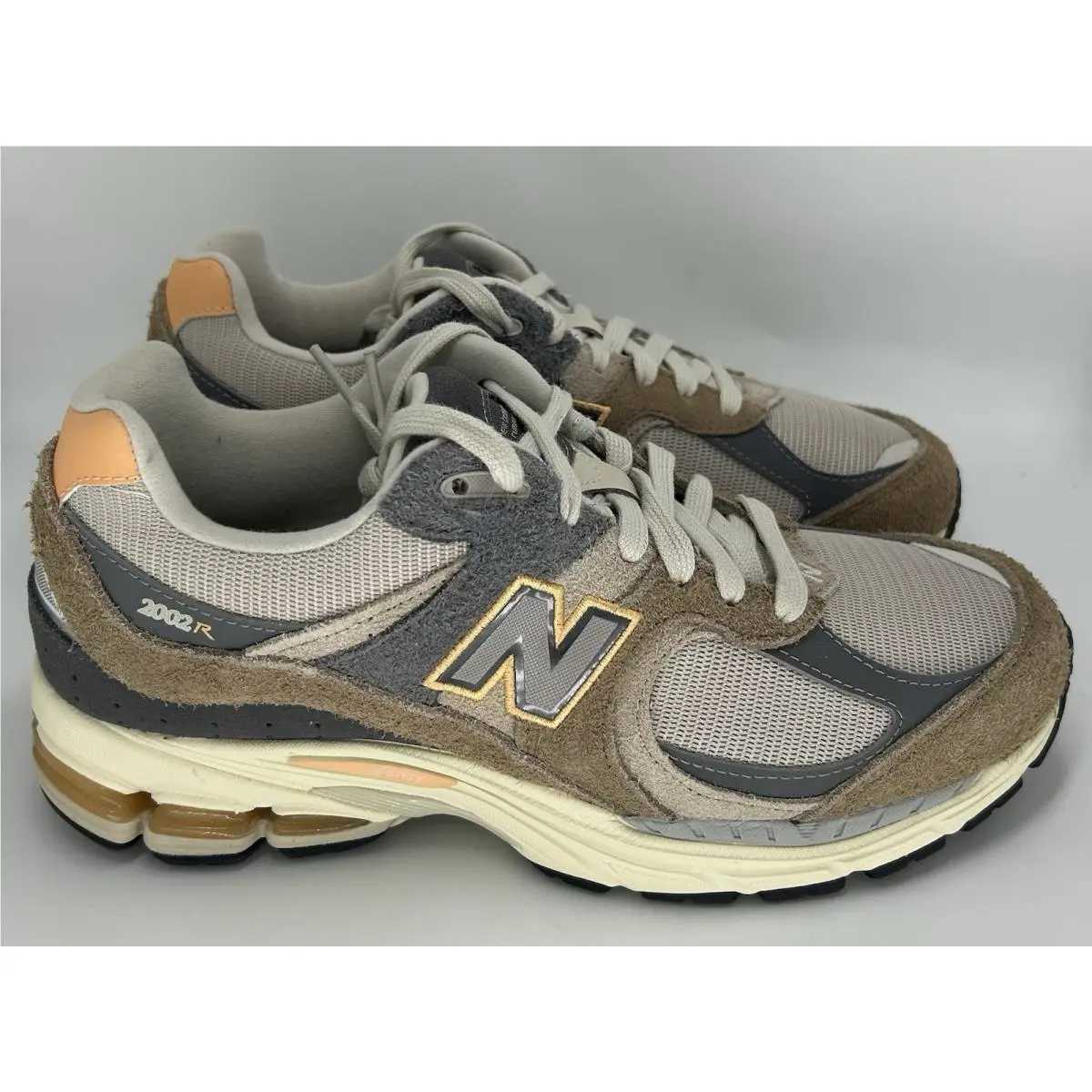 Balance 2002R Size 8 Us Men’s Running Shoes Style M2002REJ