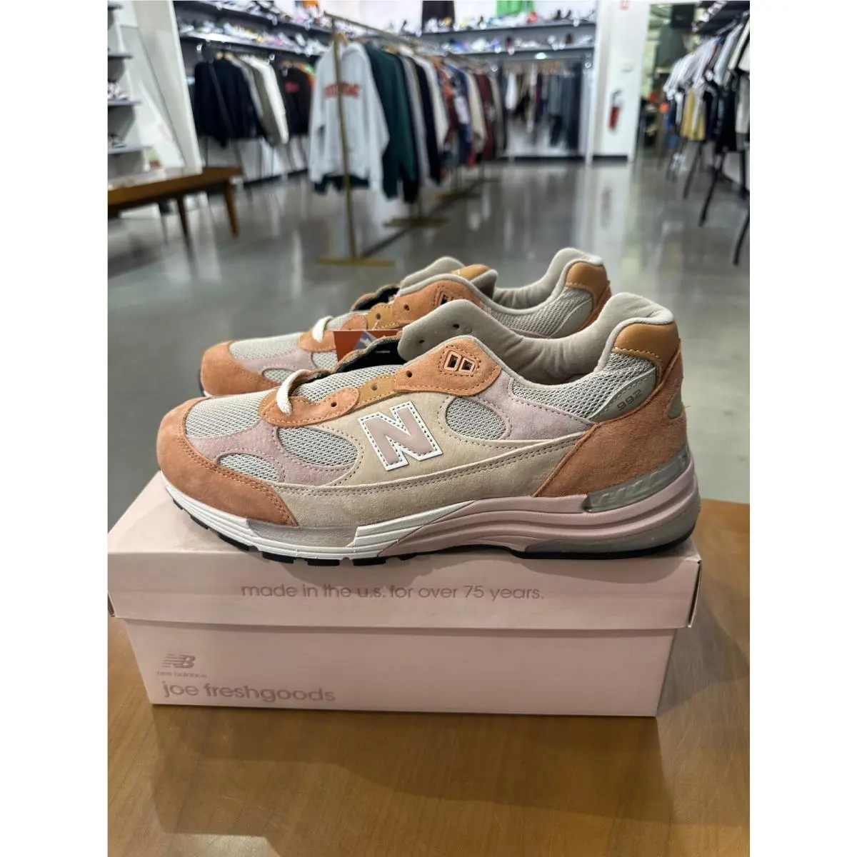 New Balance shoes - U992JG1 - U992JG1 - Multicolor 0