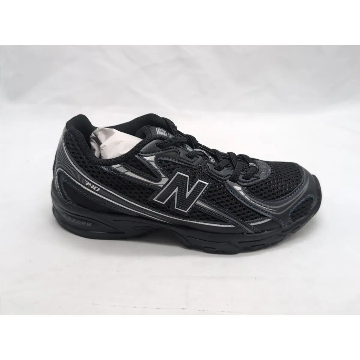New Balance shoes - New Balance 740 - Black 0