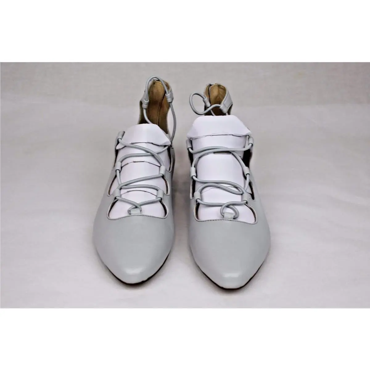 UGG shoes - Light Grey (UPC: 190108223224) 0