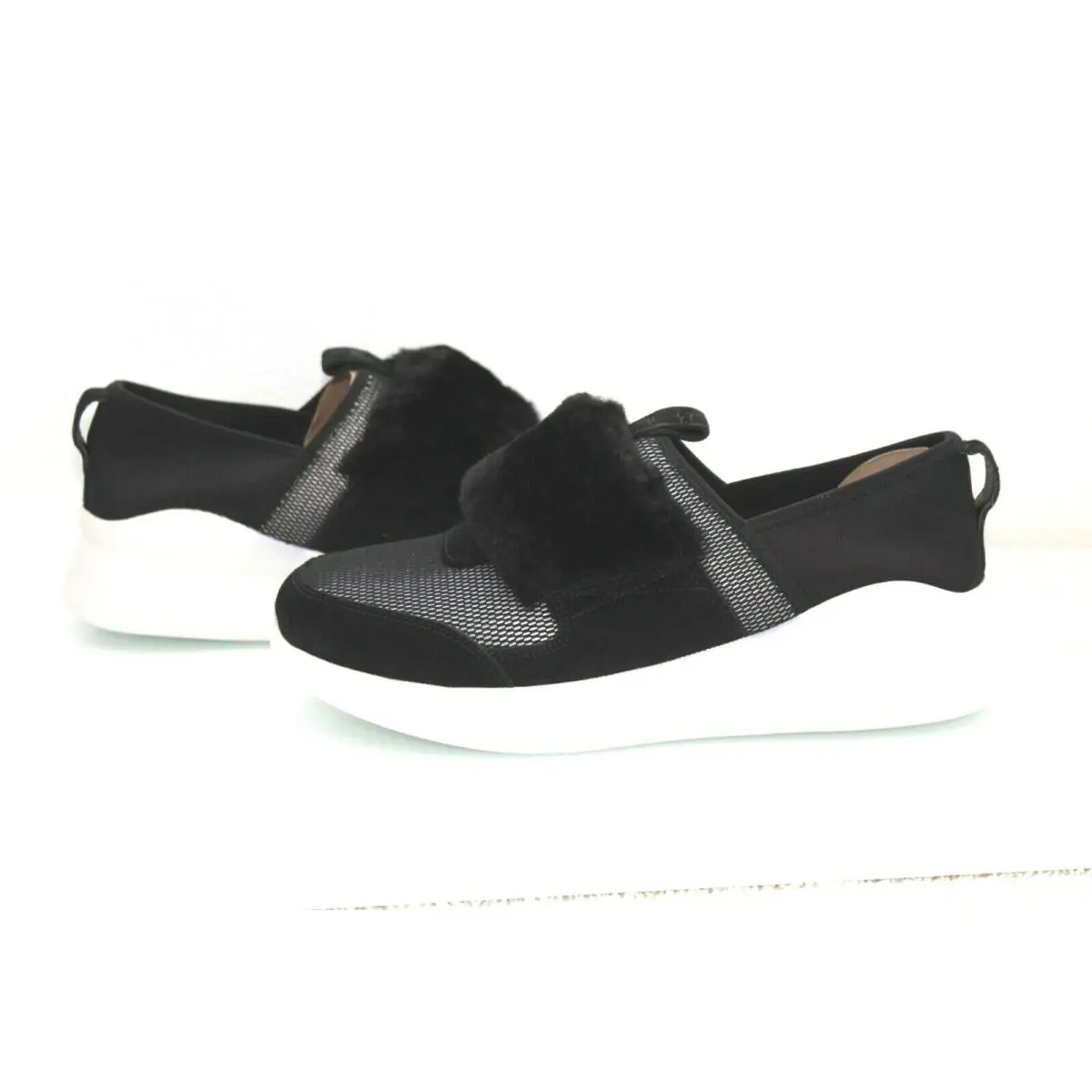 UGG shoes - Black (UPC: 192410171620) 1