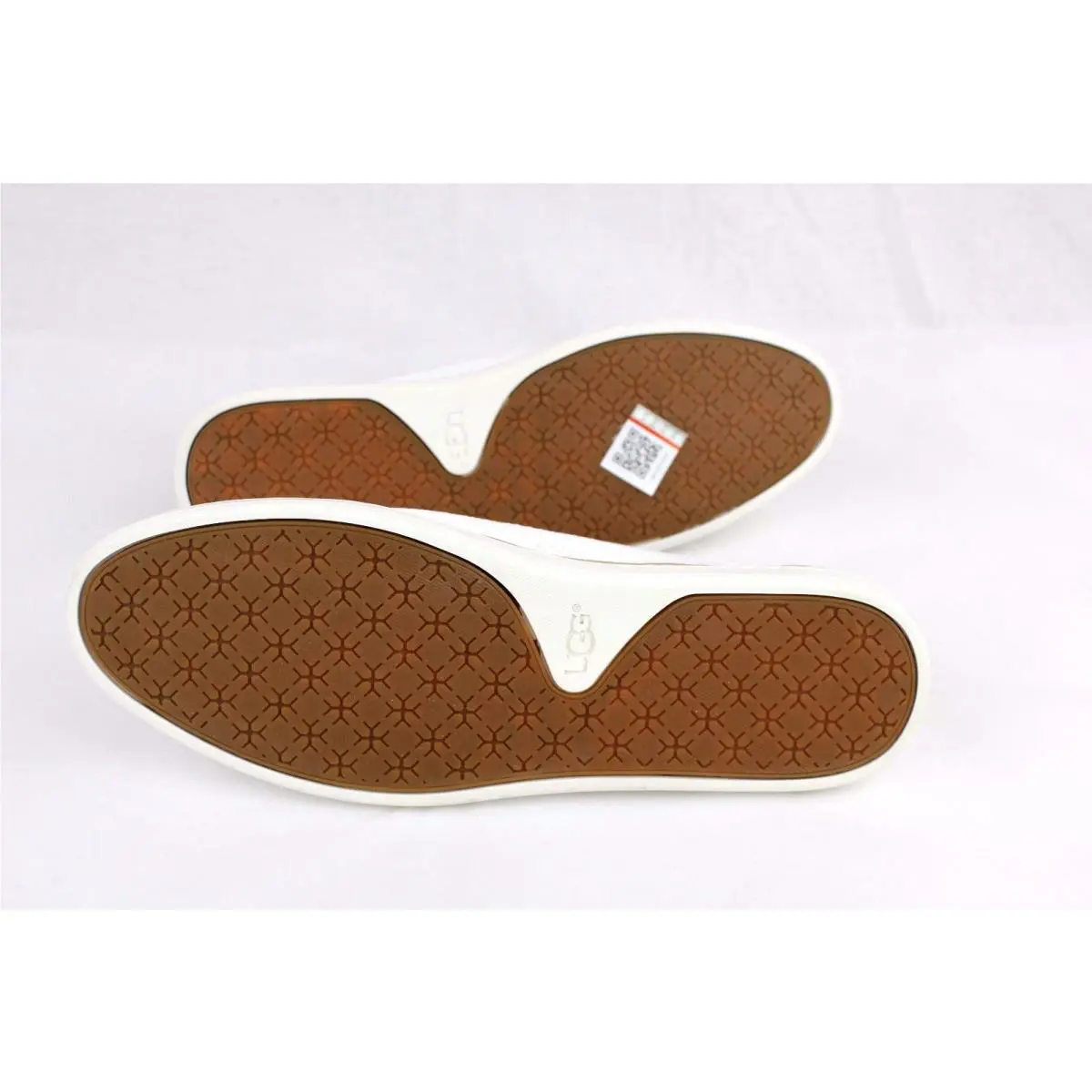 UGG shoes - White (UPC: 190108378139) 4