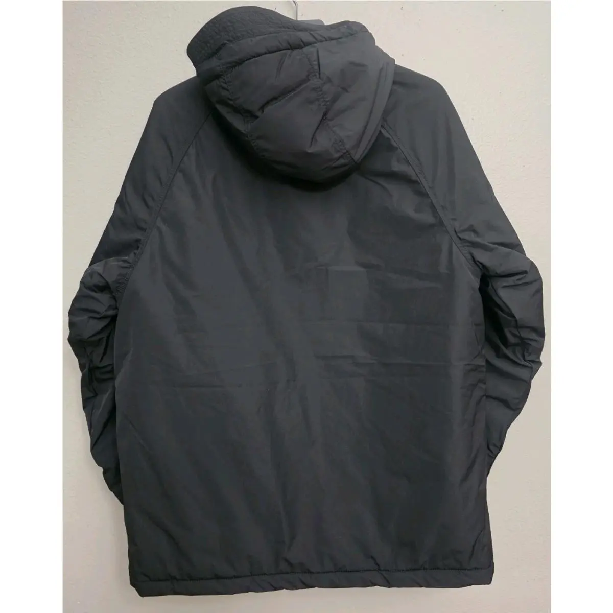 Nike clothing - Nike Sportswear Club Fleece Therma-Fit Parka Jacket - FZ0869-010 - Black (UPC: 197596513110) 3