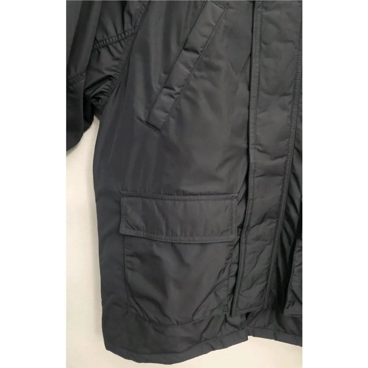 Nike clothing - Nike Sportswear Club Fleece Therma-Fit Parka Jacket - FZ0869-010 - Black (UPC: 197596513110) 2
