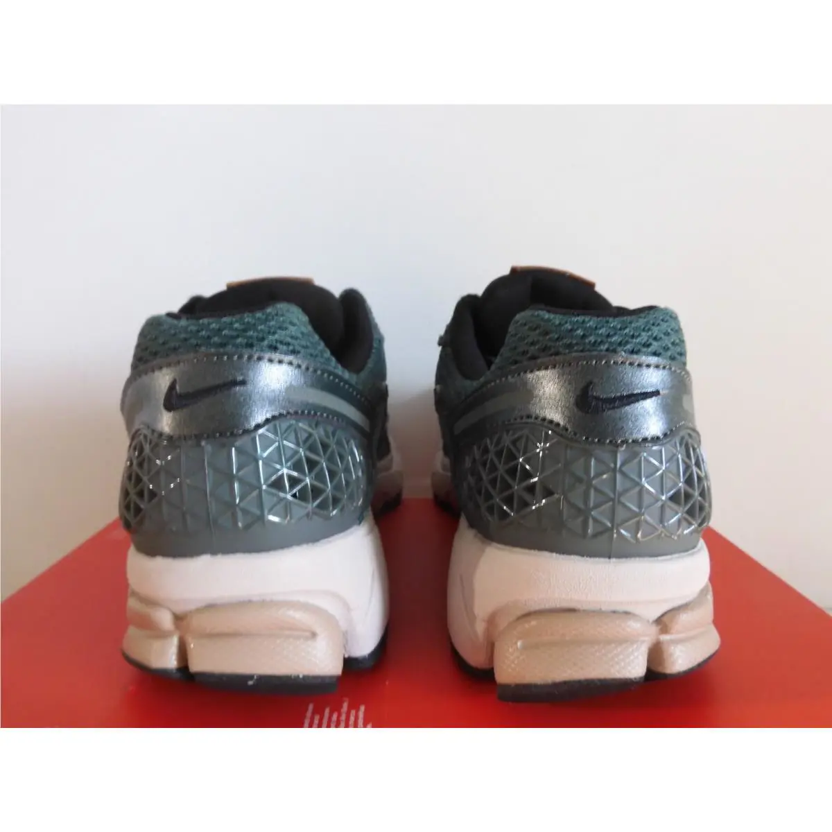Nike shoes - Nike Zoom Vomero 5 - Zoom Vomero - FN6742-300 - Green (UPC: 197600775404) 2