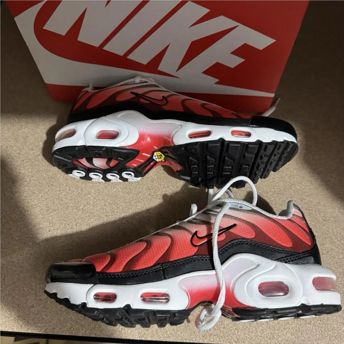 Nike shoes - Nike Air Max Plus - Air Max Plus - FD9768-100 - White 2
