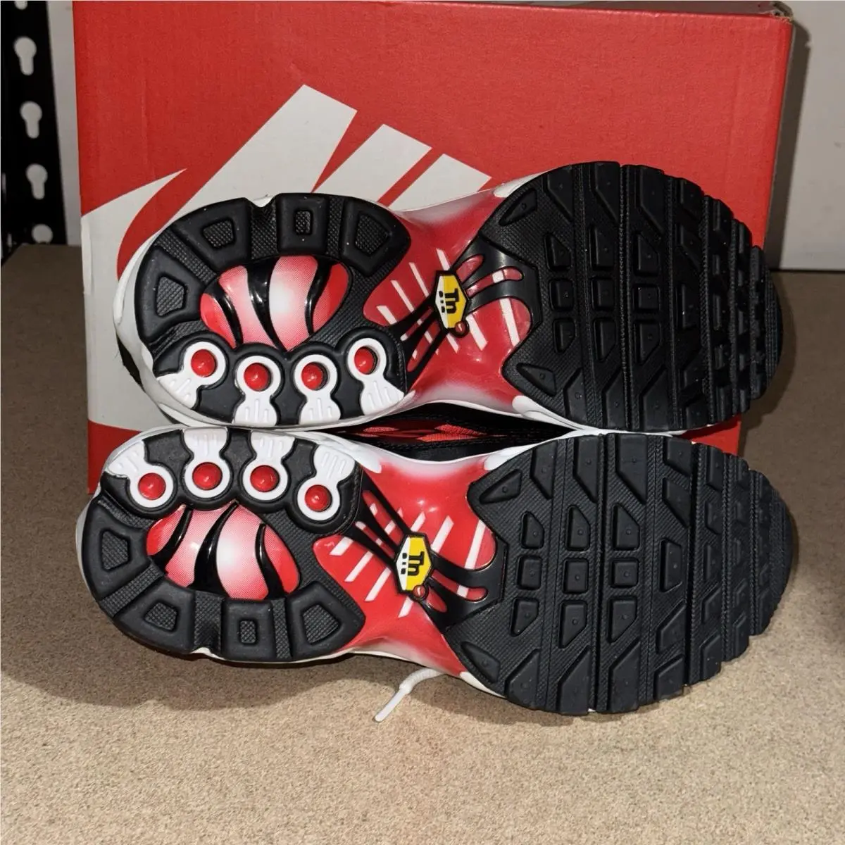 Nike shoes - Nike Air Max Plus - Air Max Plus - FD9768-100 - White 4