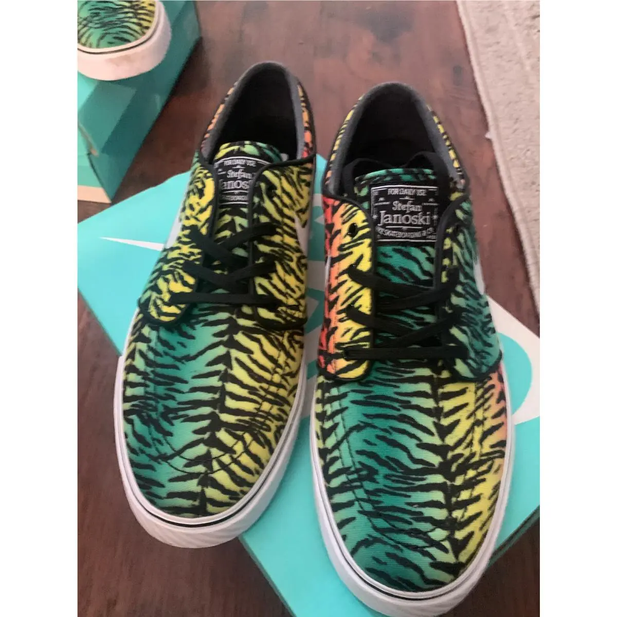 Nike Zoom Stefan Janoski Canvas Red Green Yellow Skate 615957 613 Size 10