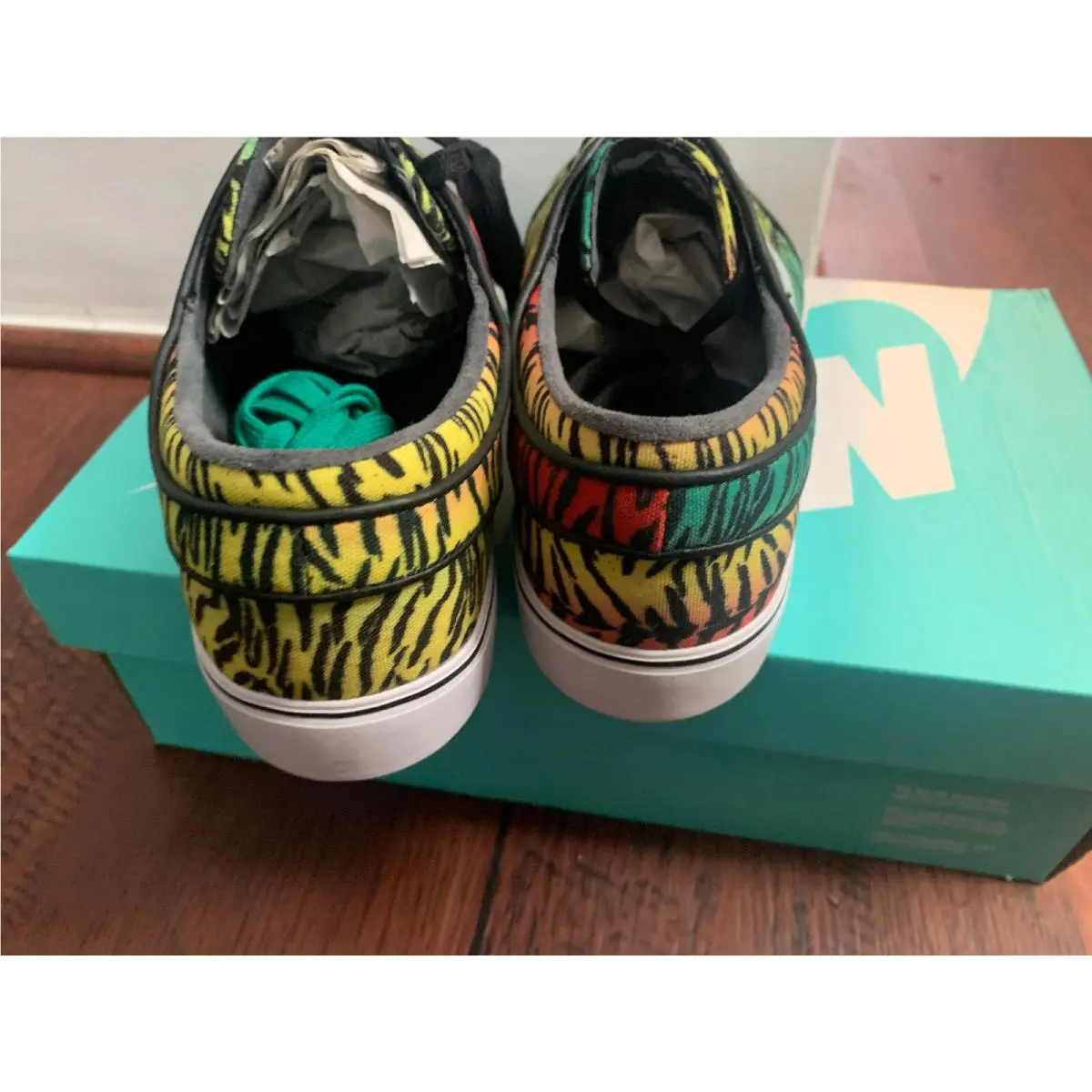 Nike shoes - 615957-613 - 615957-613 - Rasta(Red/Yellow/Green)/Black/White 3