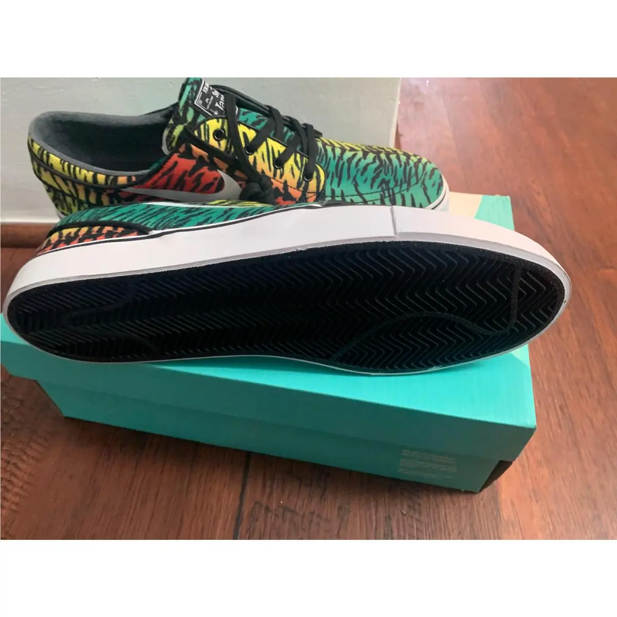 Nike shoes - 615957-613 - 615957-613 - Rasta(Red/Yellow/Green)/Black/White 4