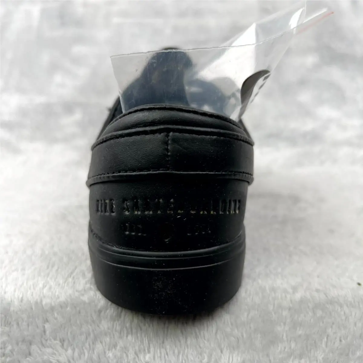 Nike shoes - Nike SB Stefan Janoski - Stefan Janoski - 833600-006 - Black (UPC: 884498152423) 2