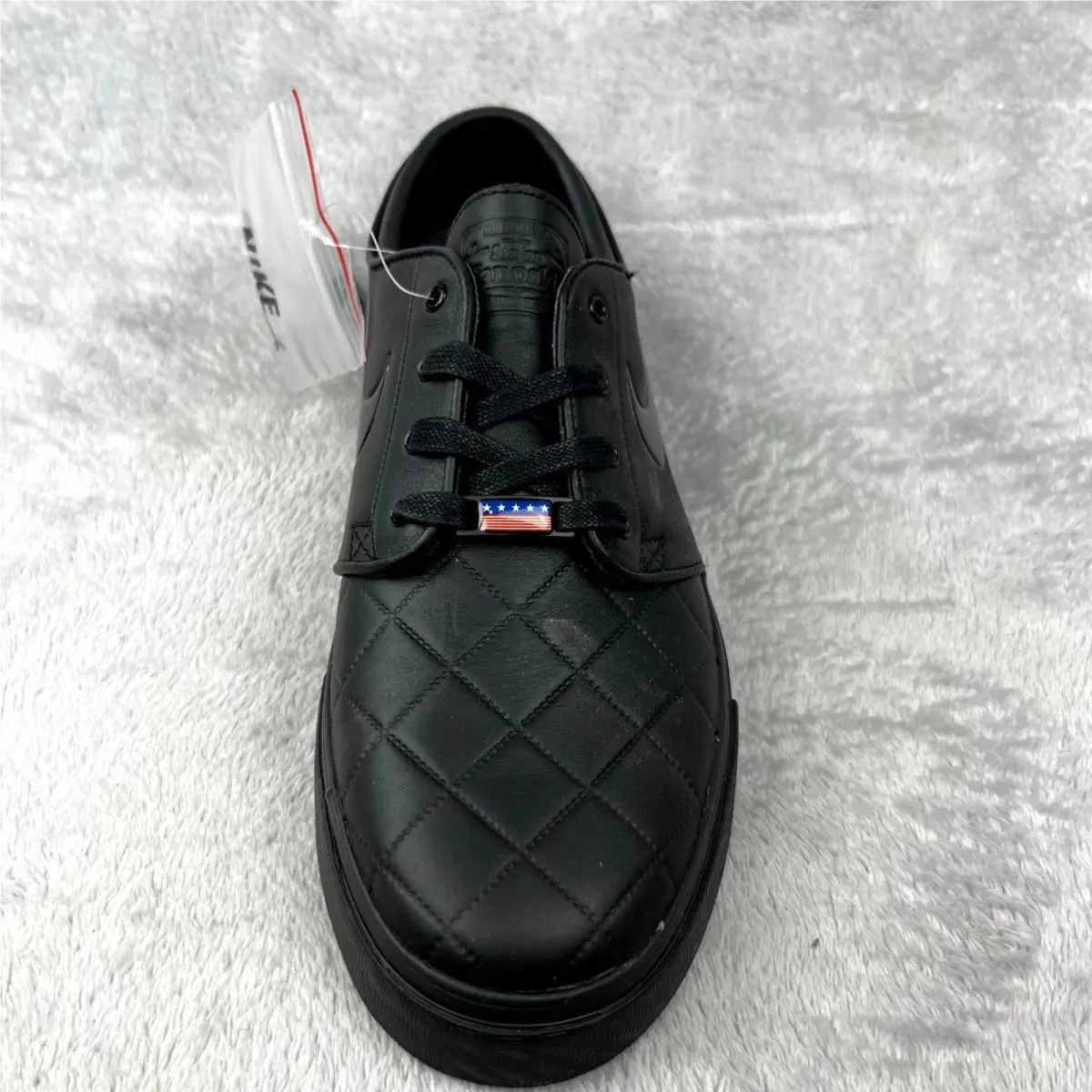 Nike shoes - Nike SB Stefan Janoski - Stefan Janoski - 833600-006 - Black (UPC: 884498152423) 4