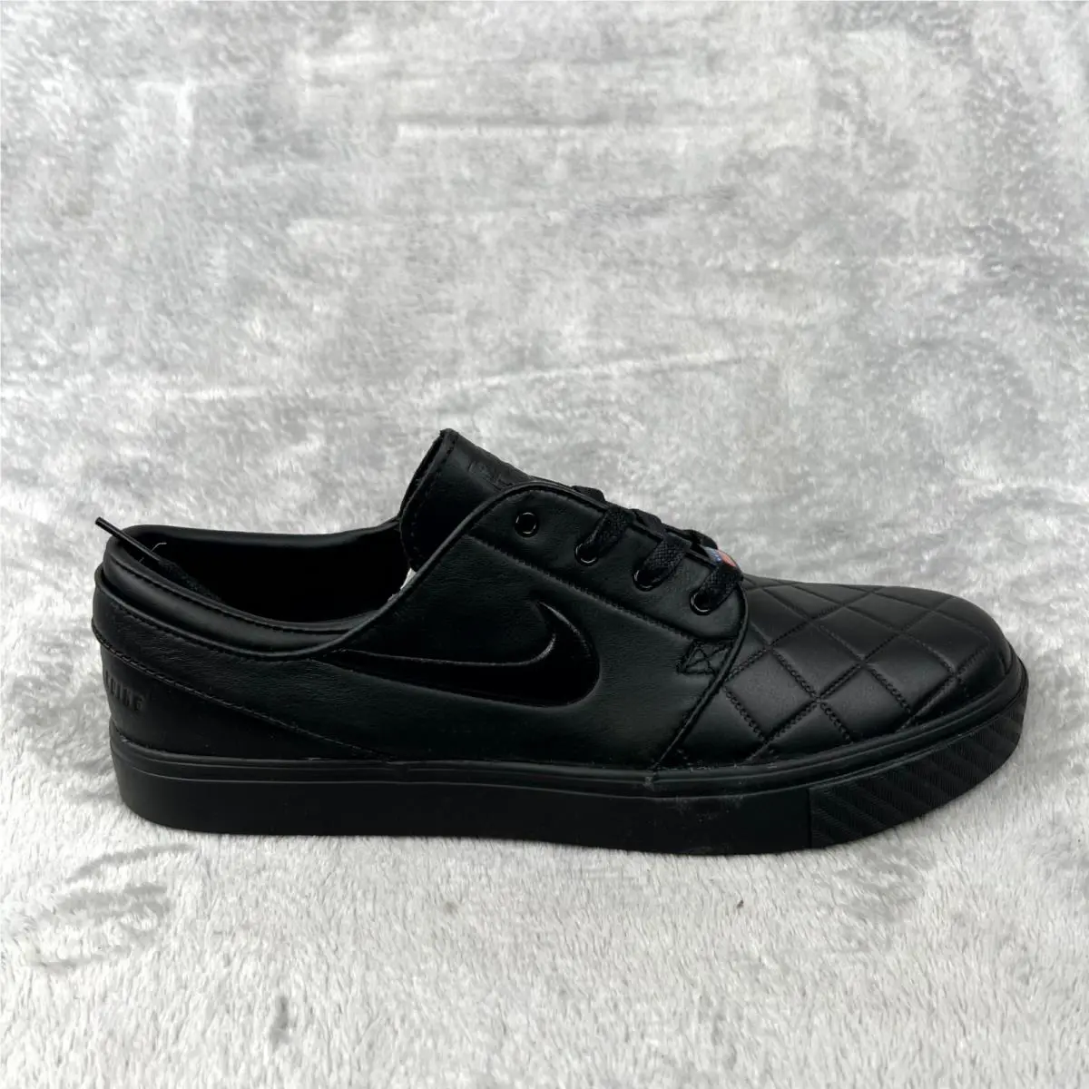 Nike shoes - Nike SB Stefan Janoski - Stefan Janoski - 833600-006 - Black (UPC: 884498152423) 7