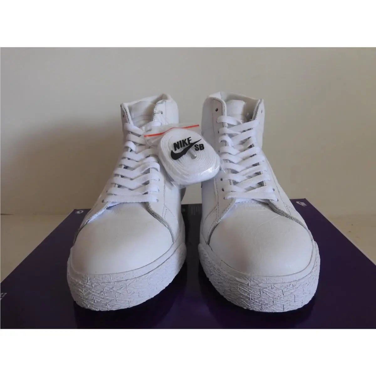 Nike shoes - Nike SB Zoom Blazer Mid - 864349-105 - White (UPC: 194276076637) 1
