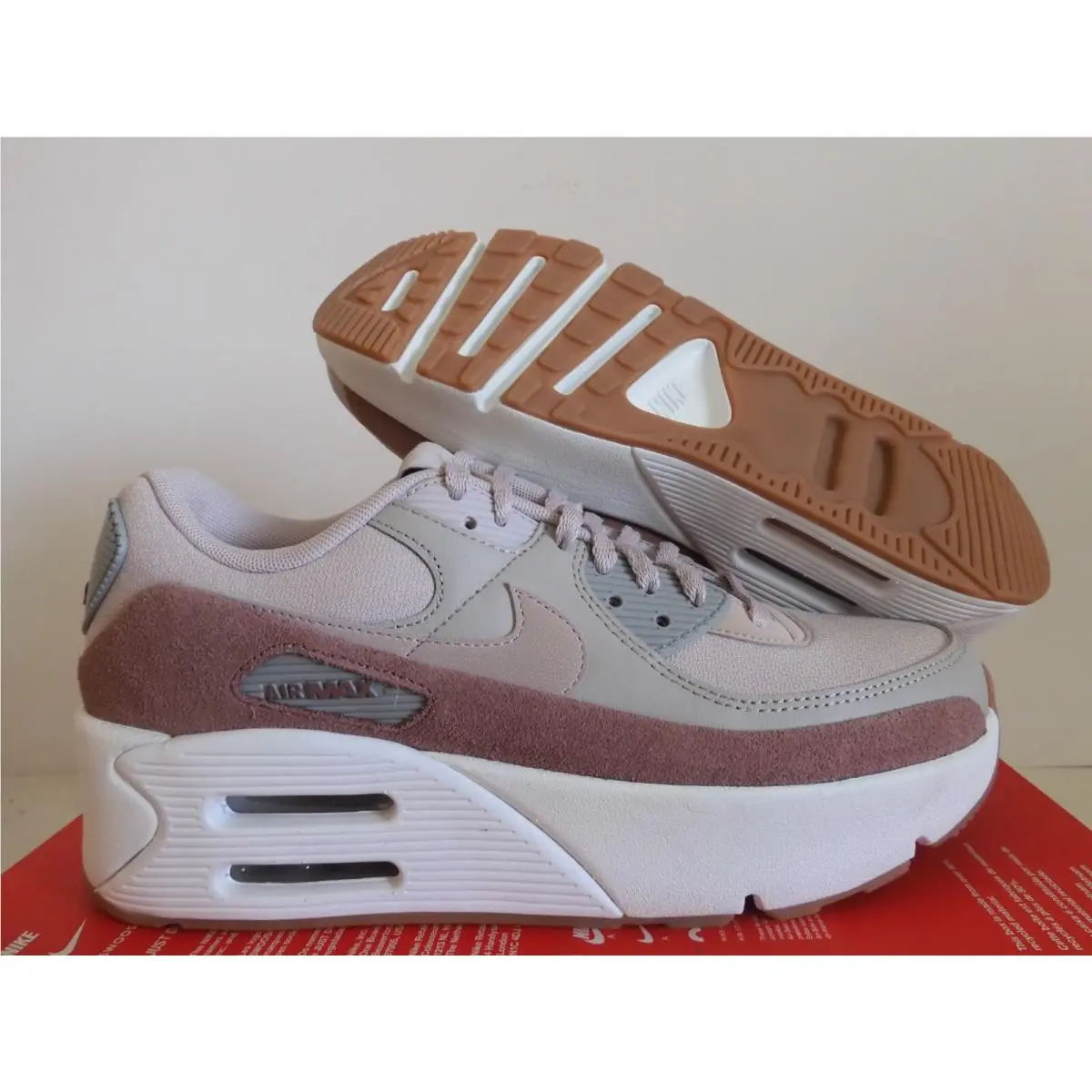 Wmns Nike Air Max 90 LV8 Light Iron Ore-platinum Violet SZ 9.5 FD4328-001