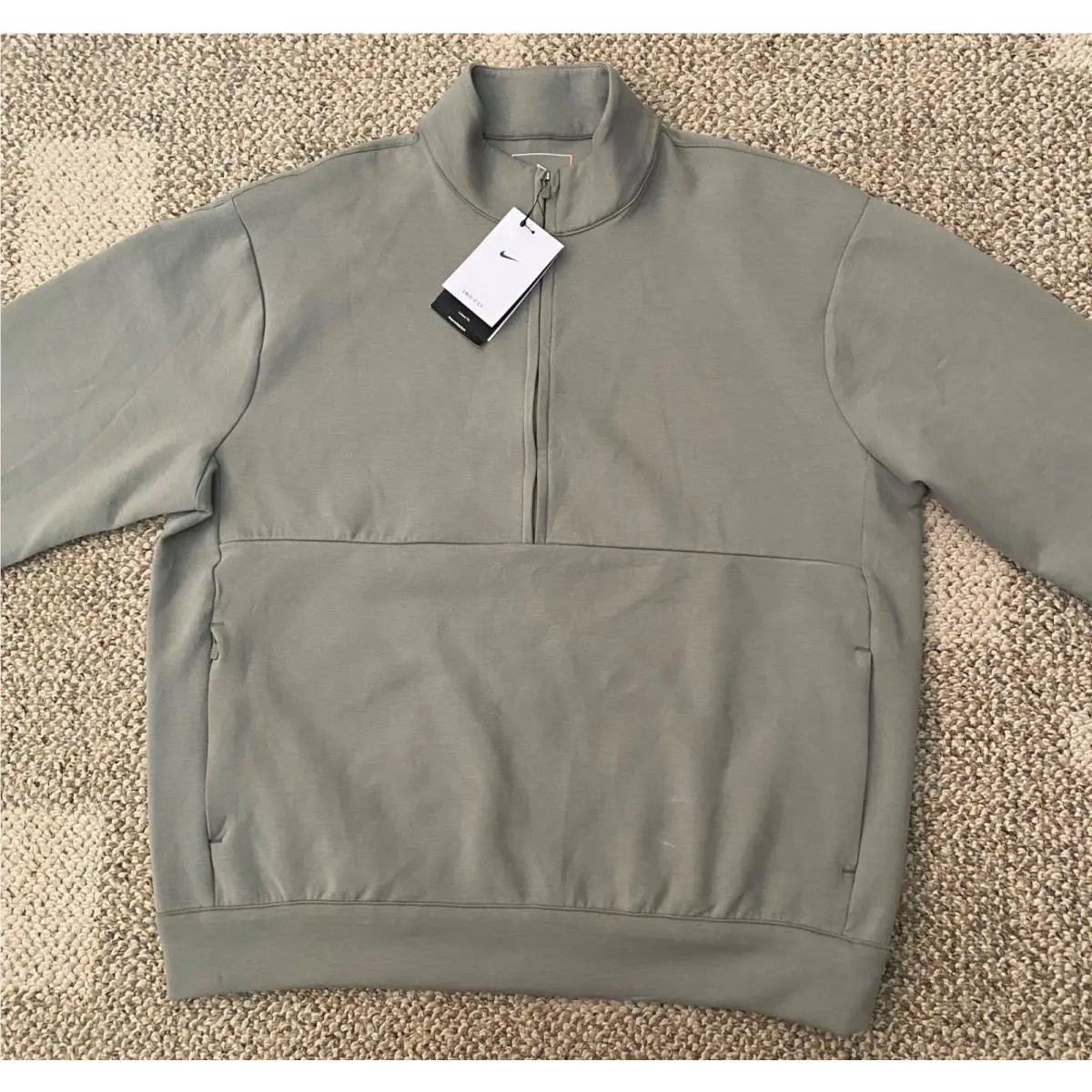 Nike clothing - HQ6953 - HQ6953 - Green (UPC: 197859600809) 1