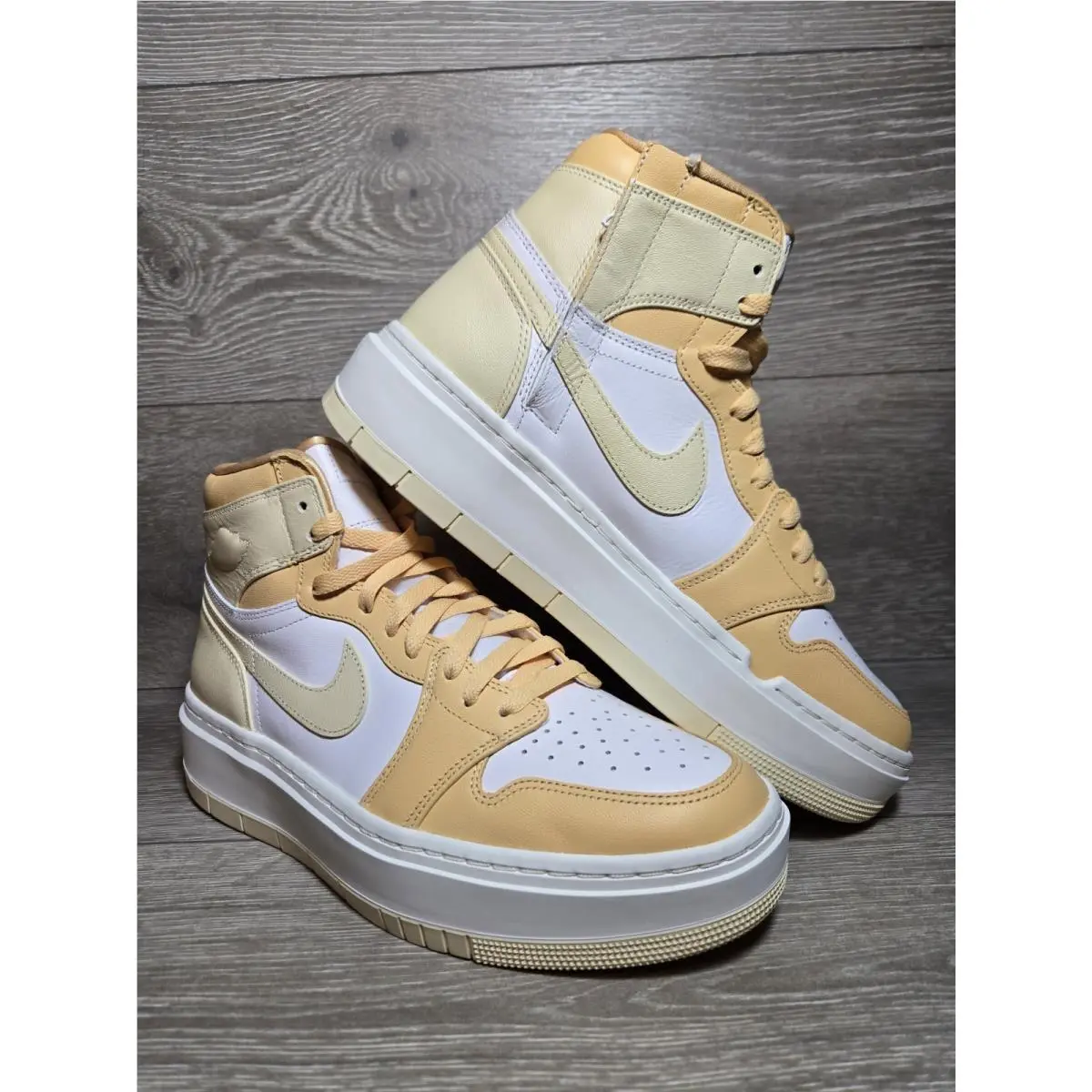 Nike shoes - Air Jordan 1 - Air - DN3253-200 - Gold 0