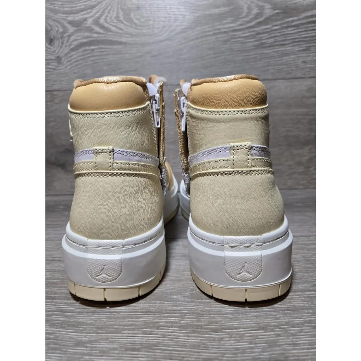 Nike shoes - Air Jordan 1 - Air - DN3253-200 - Gold 3