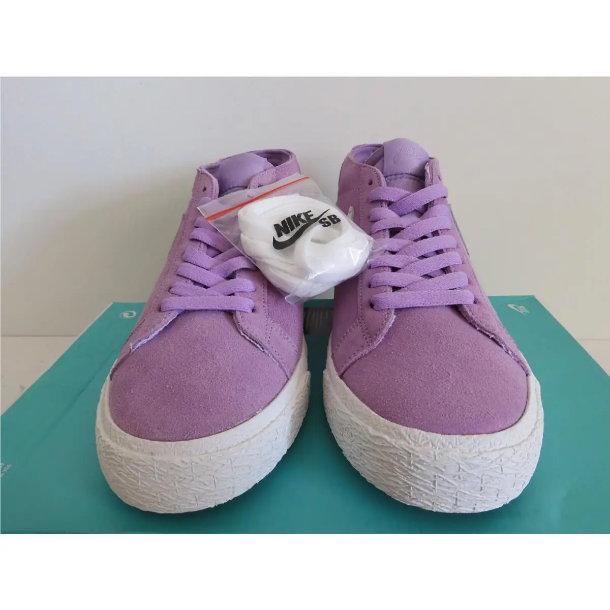 Nike shoes - Nike SB Zoom Blazer Mid - AT9765-500 - Purple (UPC: 193145283367) 3