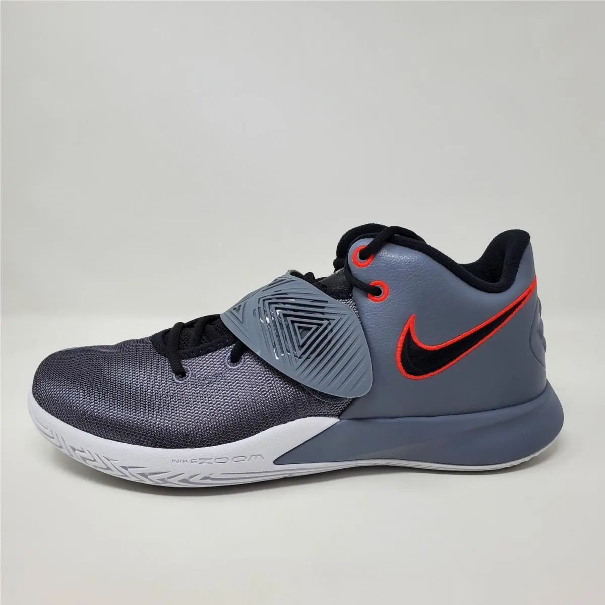 Nike shoes - Nike Kyrie Flytrap 3 - Kyrie Flytrap - BQ3060-010 - Gray 3
