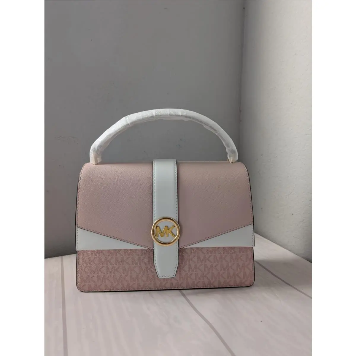 Michael Kors Greenwich Medium Color-block and Signature Logo Satchel