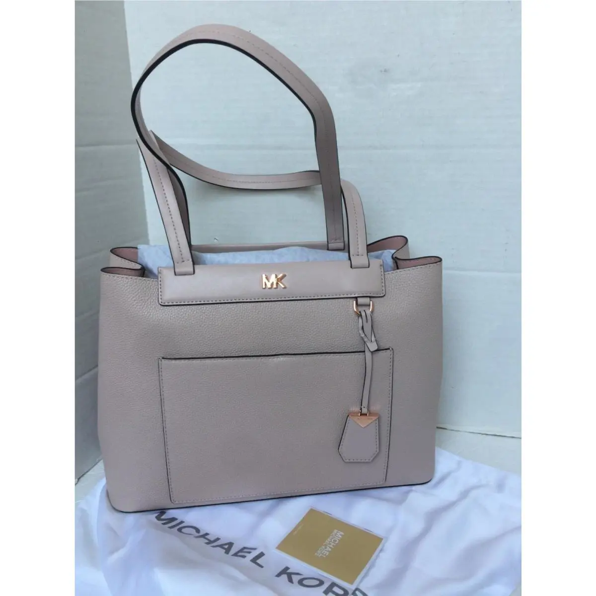 Michael Kors Meredith Soft Pink Medium Pebbled EW Bonded Tote Handbag