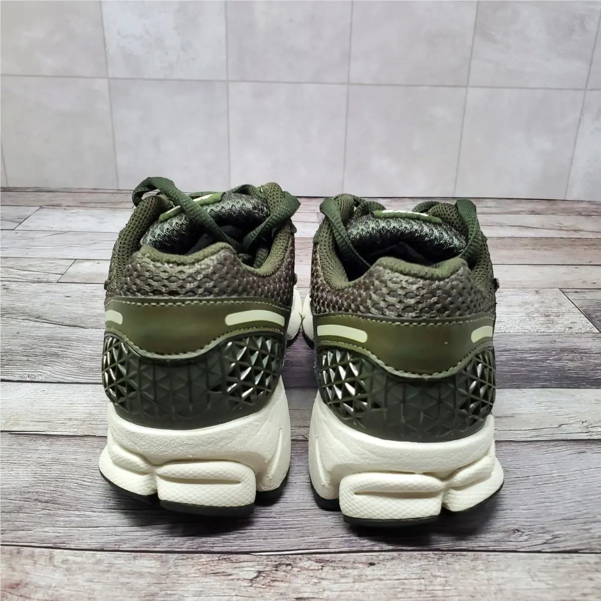 Nike shoes - Nike Air Zoom Vomero 5 - FQ8898-325 - Green 1