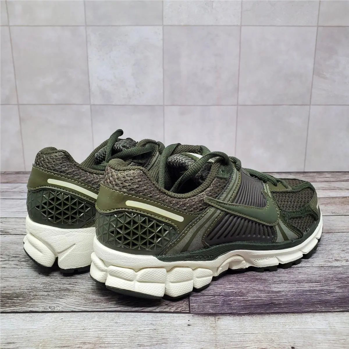 Nike shoes - Nike Air Zoom Vomero 5 - FQ8898-325 - Green 5