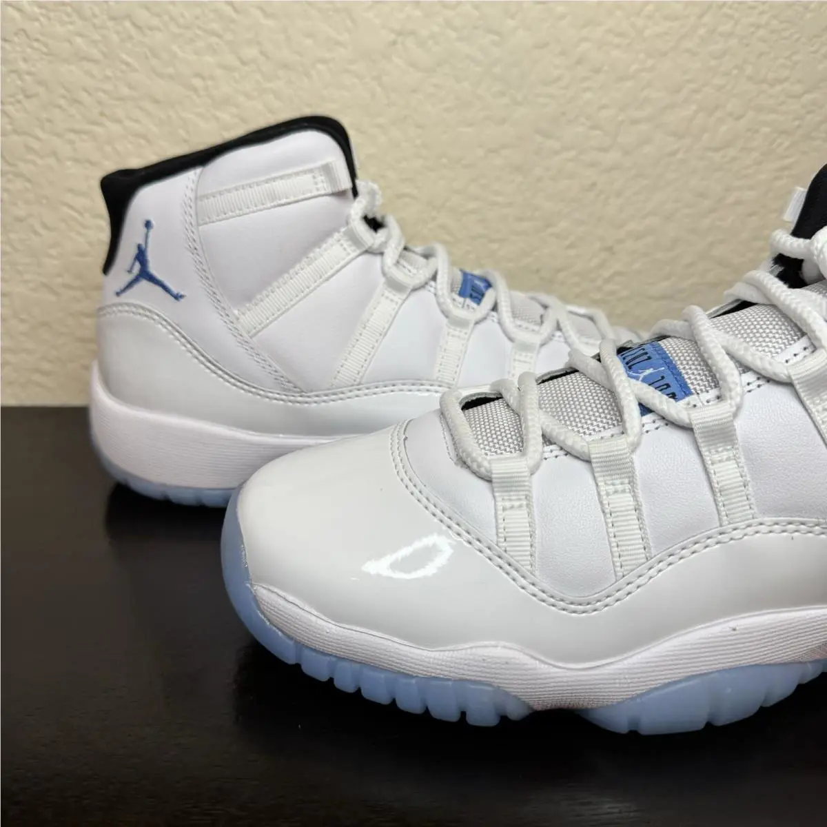 Nike shoes - Air Jordan Retro - Air Retro - Legend Blue 3