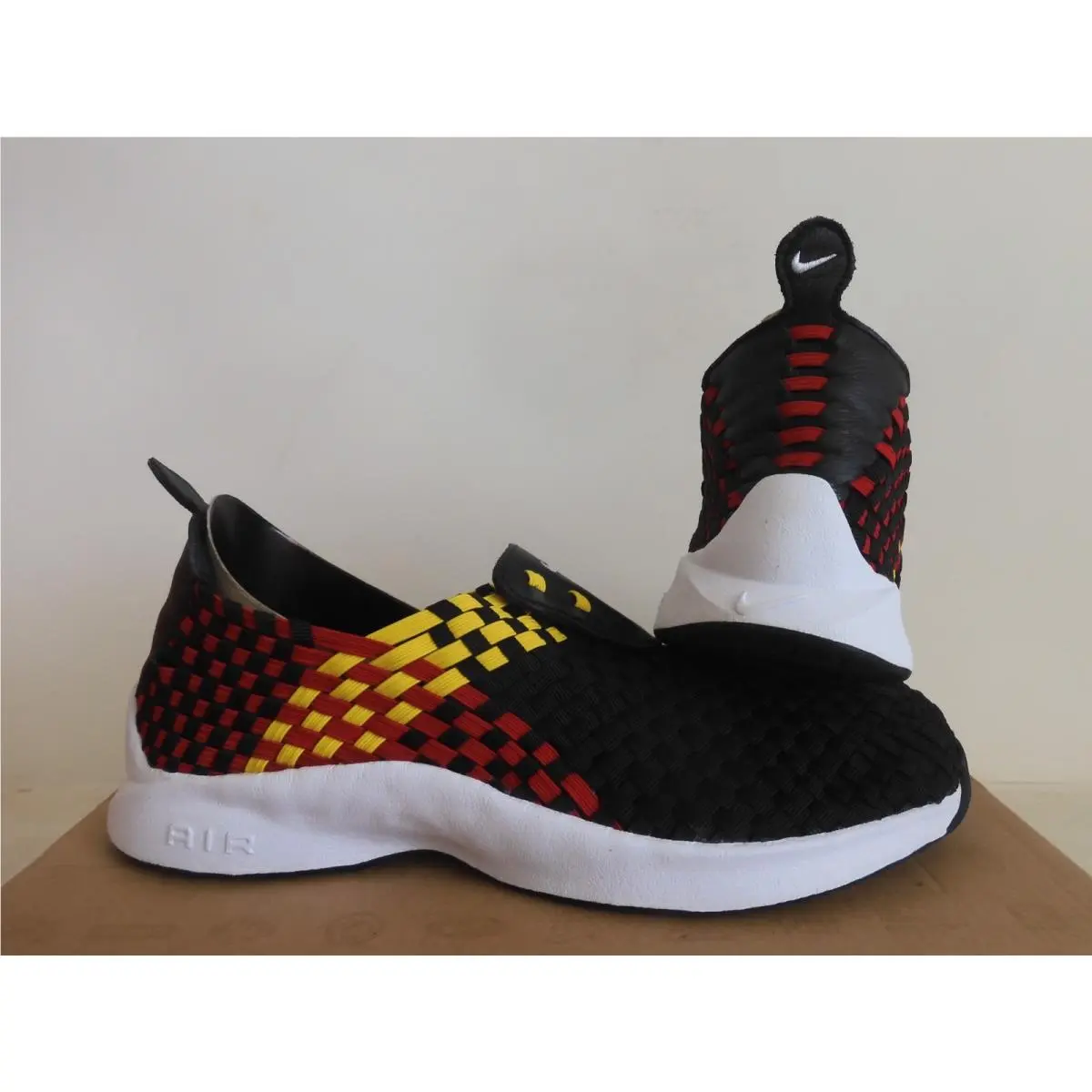Nike shoes - Nike Air Woven - Air Woven - 530986-014 - Black (UPC: 823229050768) 1