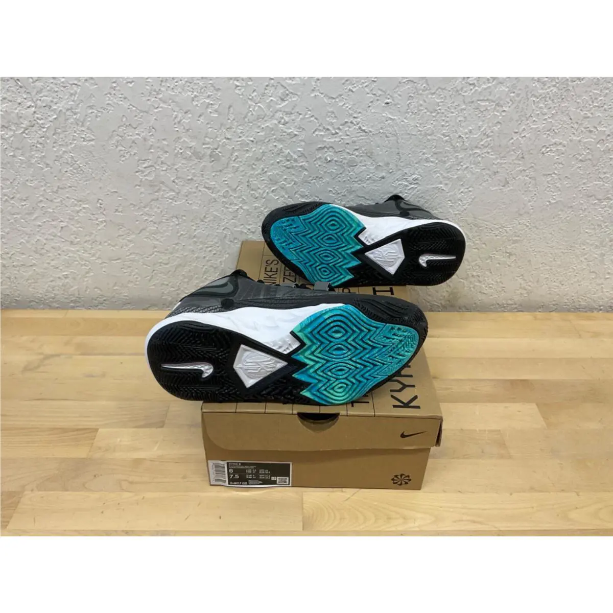 Nike shoes - Nike Kyrie 8 - Kyrie - Black 8