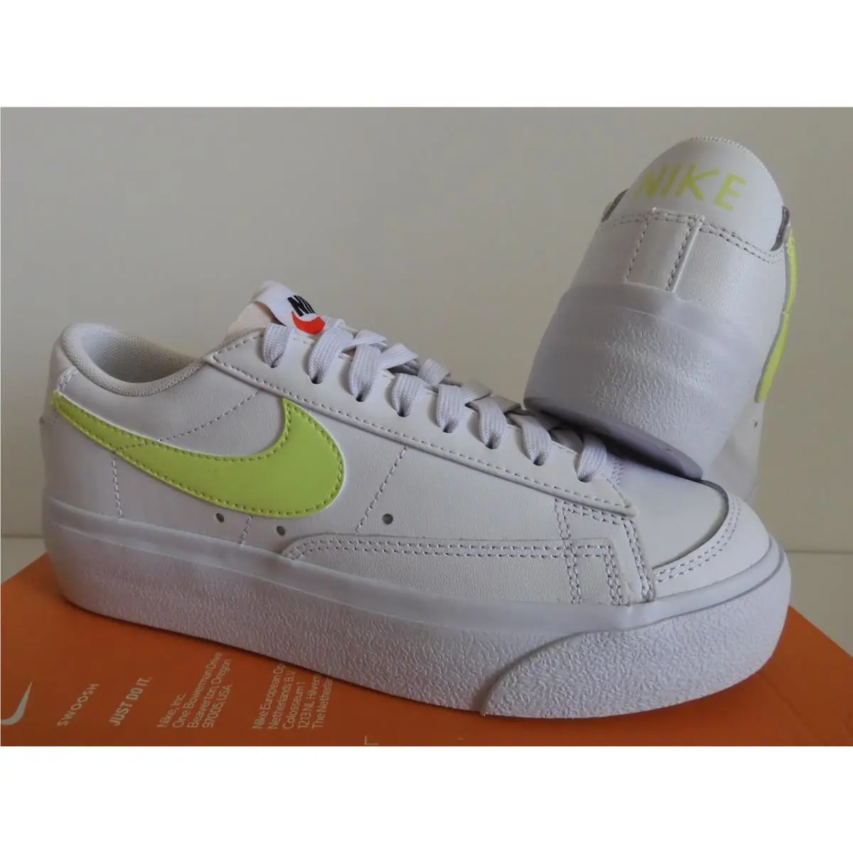 Nike shoes - Nike Blazer - Blazer - White (UPC: 195238105389) 0