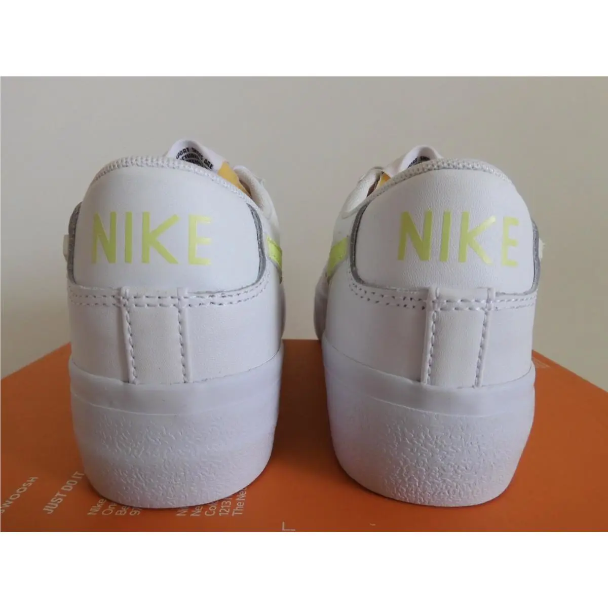 Nike shoes - Nike Blazer - Blazer - White (UPC: 195238105389) 2