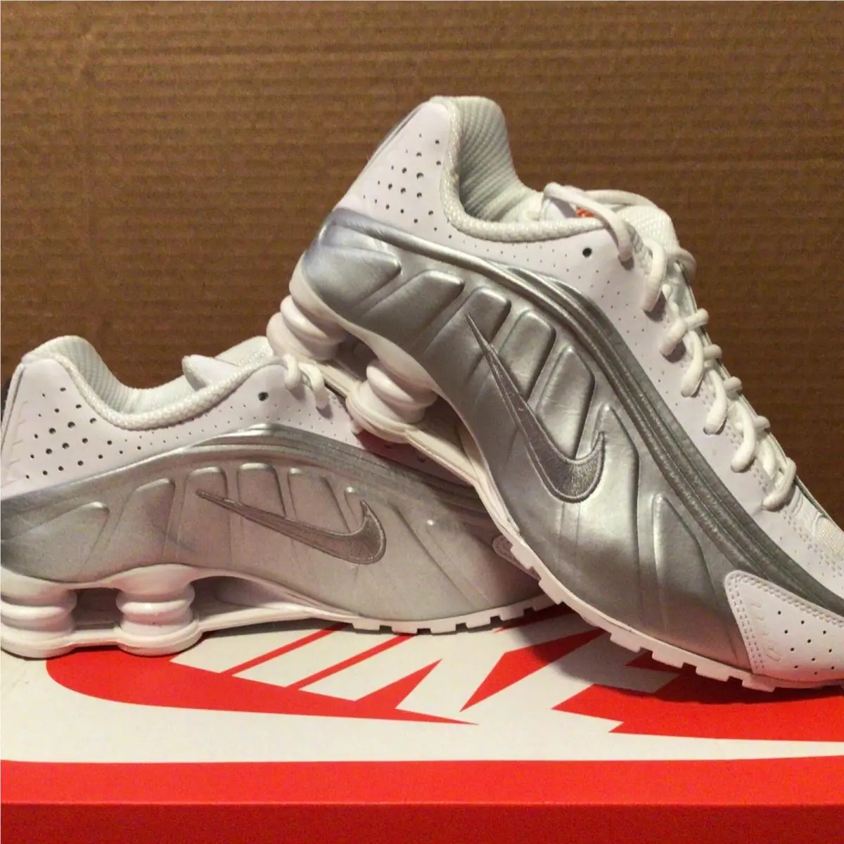 Nike shoes - Nike Shox - Shox - White 1