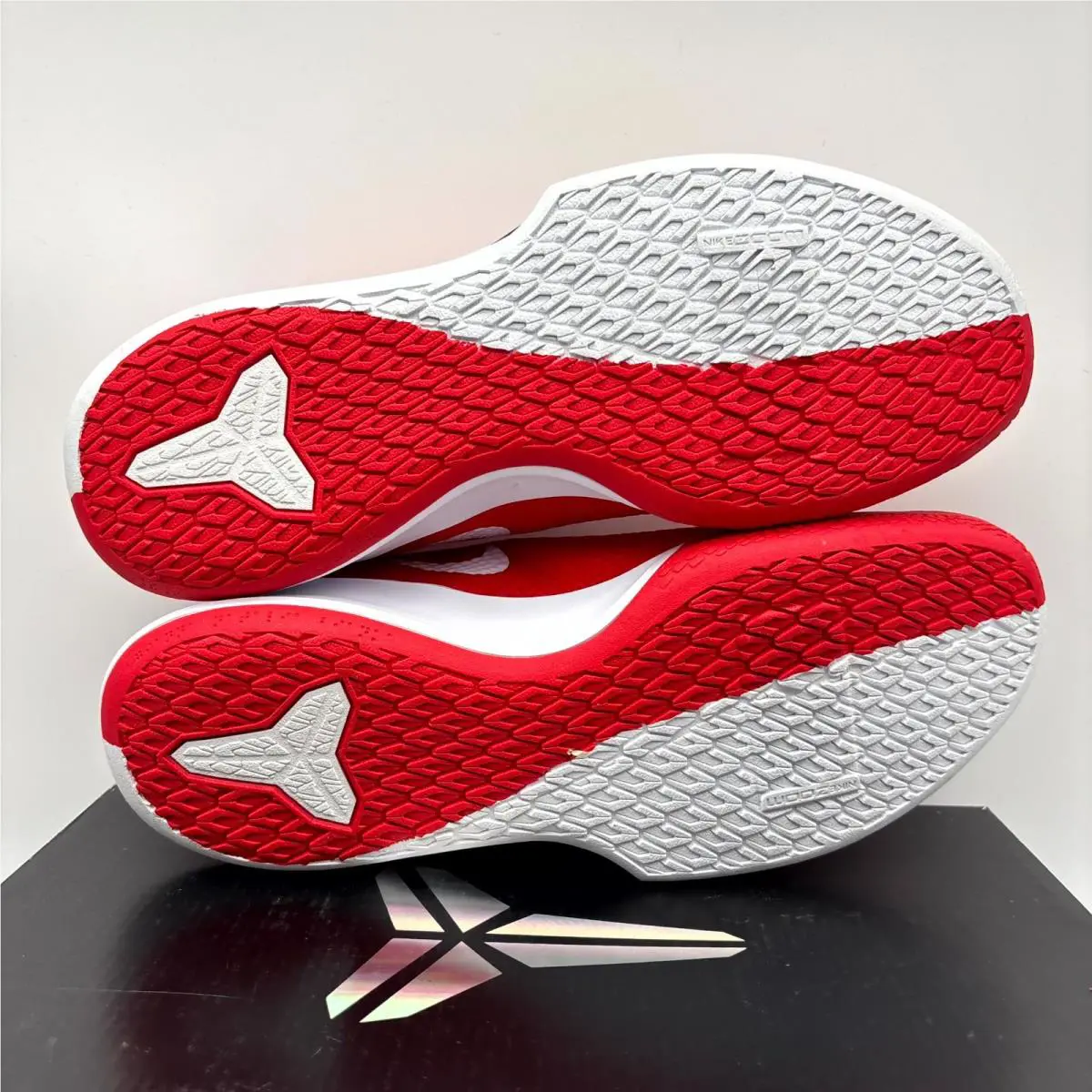 Nike shoes - Nike Mamba Focus AT1214-600 - Mamba Focus - AT1214-600 - Red (UPC: 193145376014) 3