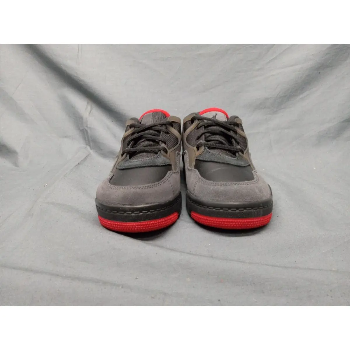 Nike shoes - Black (UPC: 197602689099) 1