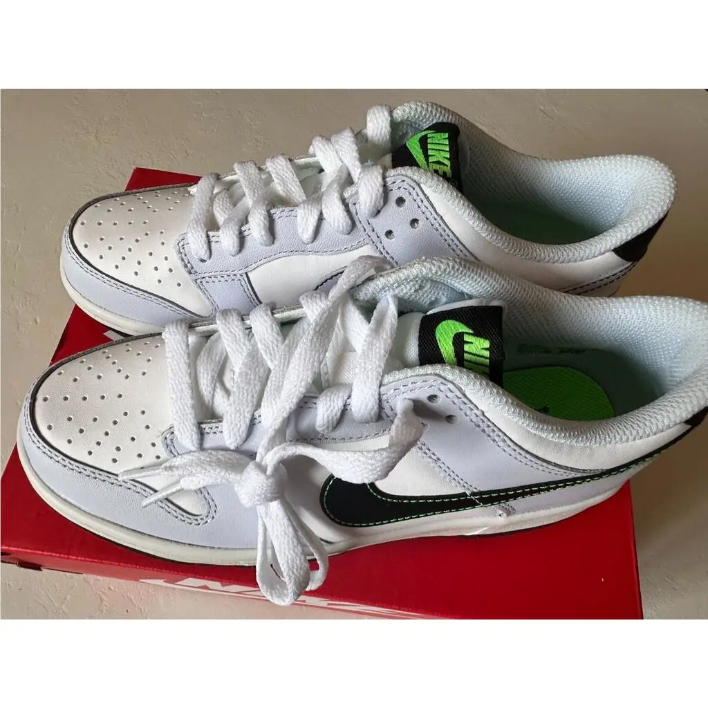 Nike shoes - Nike Dunk Low GS - Dunk Low - White 0
