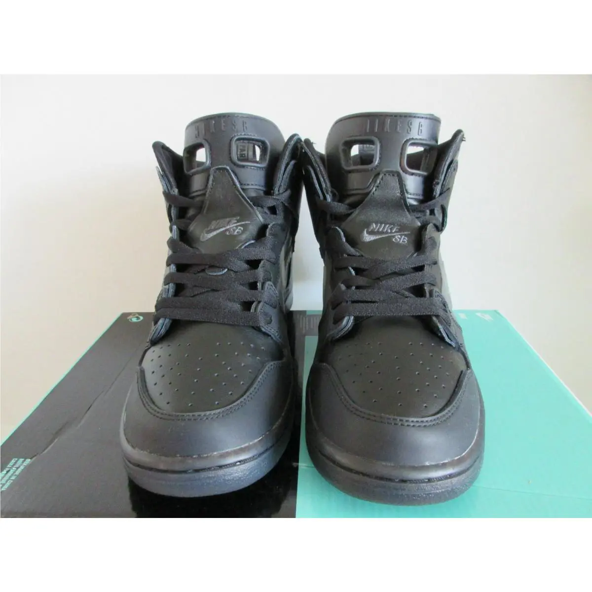 Nike shoes - Nike Dunk SB - Dunk - BV1052-001 - Black (UPC: 0193655936692) 1