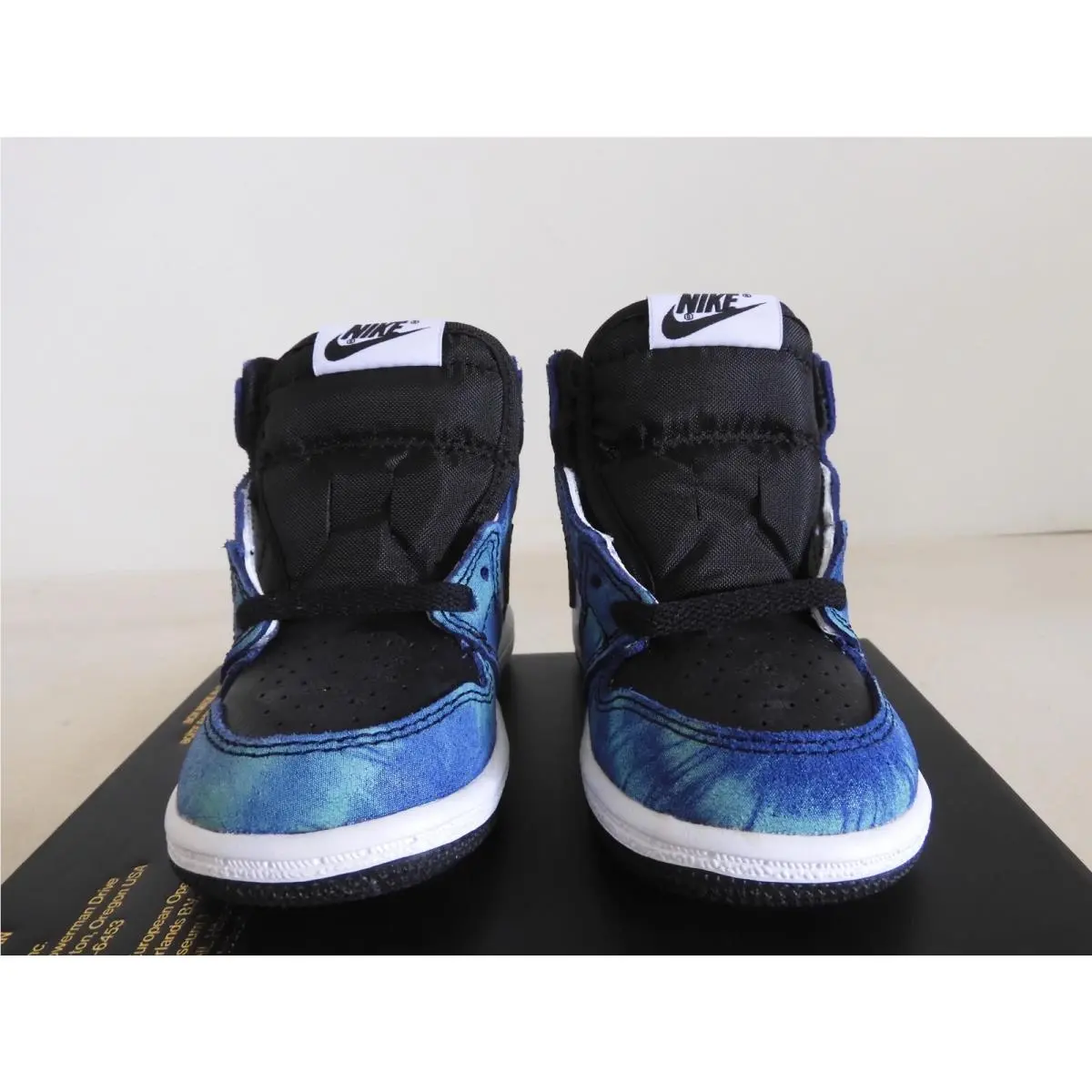 Nike shoes - Air Jordan 1 - Air - White (UPC: 193658016711) 1