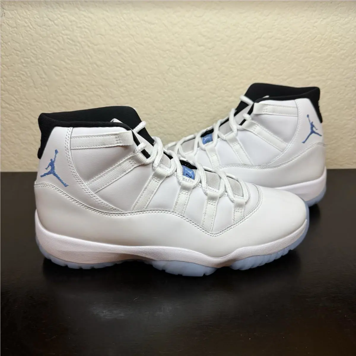 Nike shoes - Air Jordan Retro - Air Retro - Legend Blue 0