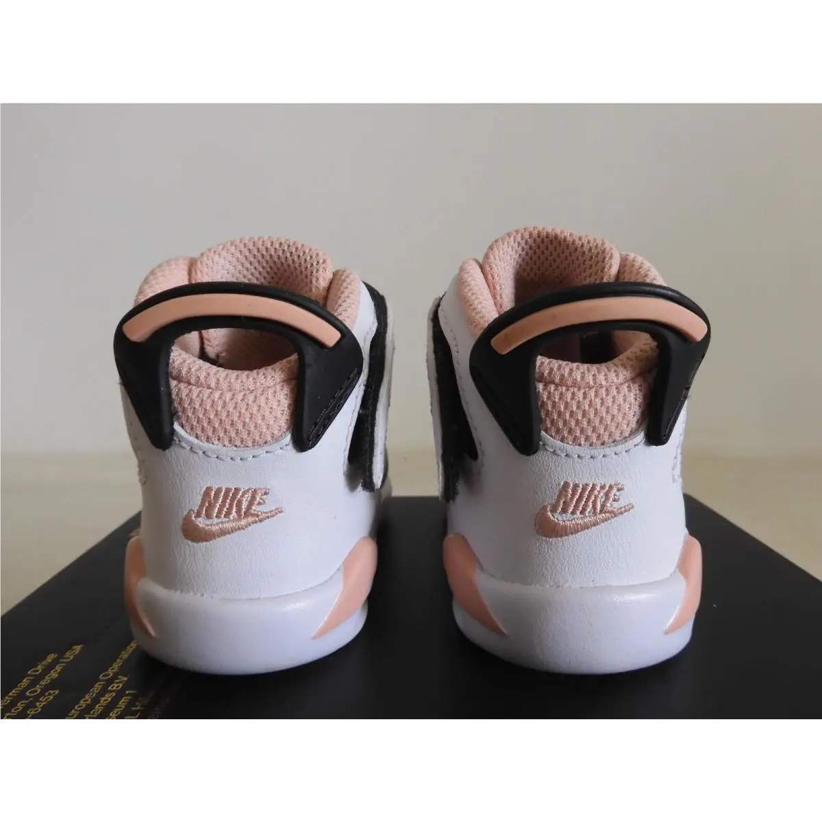 Nike shoes - Air Jordan 6 - Air - White (UPC: 194957259090) 2