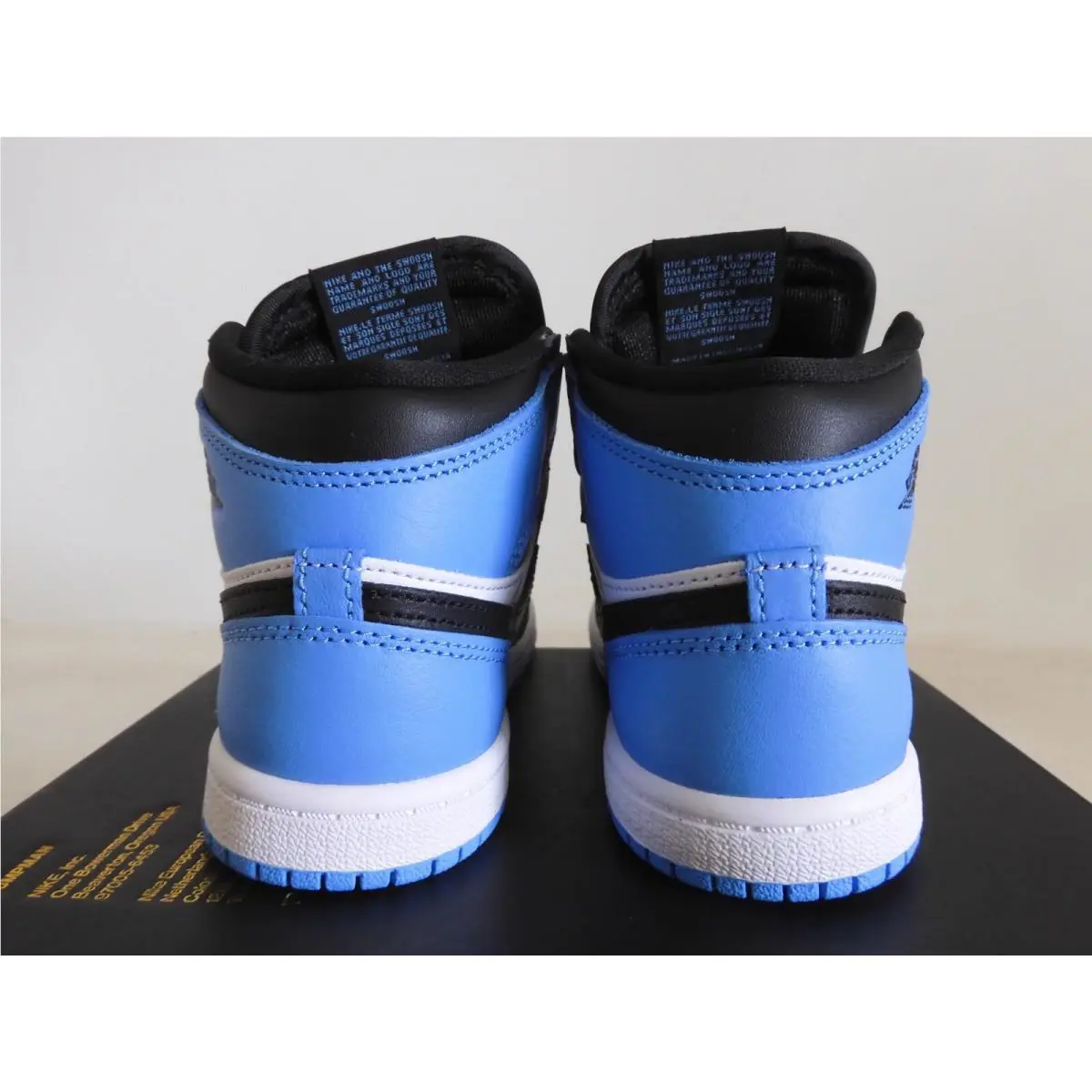 Nike shoes - Air Jordan 1 - Air - Blue (UPC: 196608239451) 2